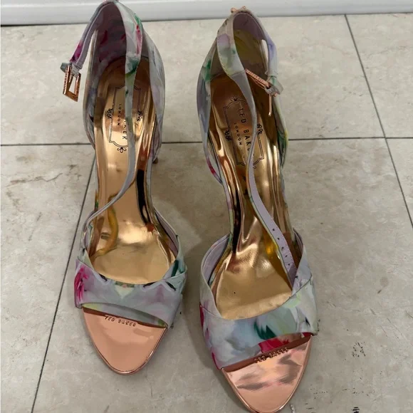 Ted Baker Multicolor Floral Heels called “Hanging Gardens” - Picture 5 of 11